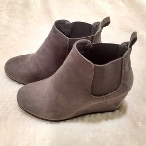 Maurices Gray Booties